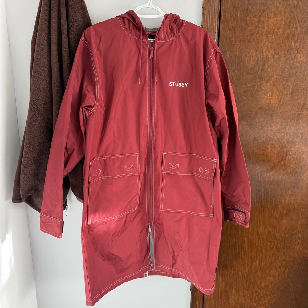 Stüssy Men's Burgundy Raincoat